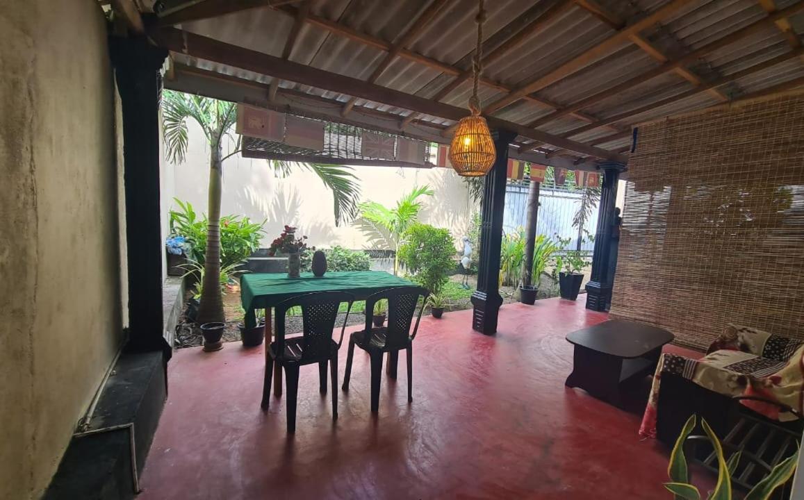 Kavidi Villa Home Stay Tangalle Ruang foto