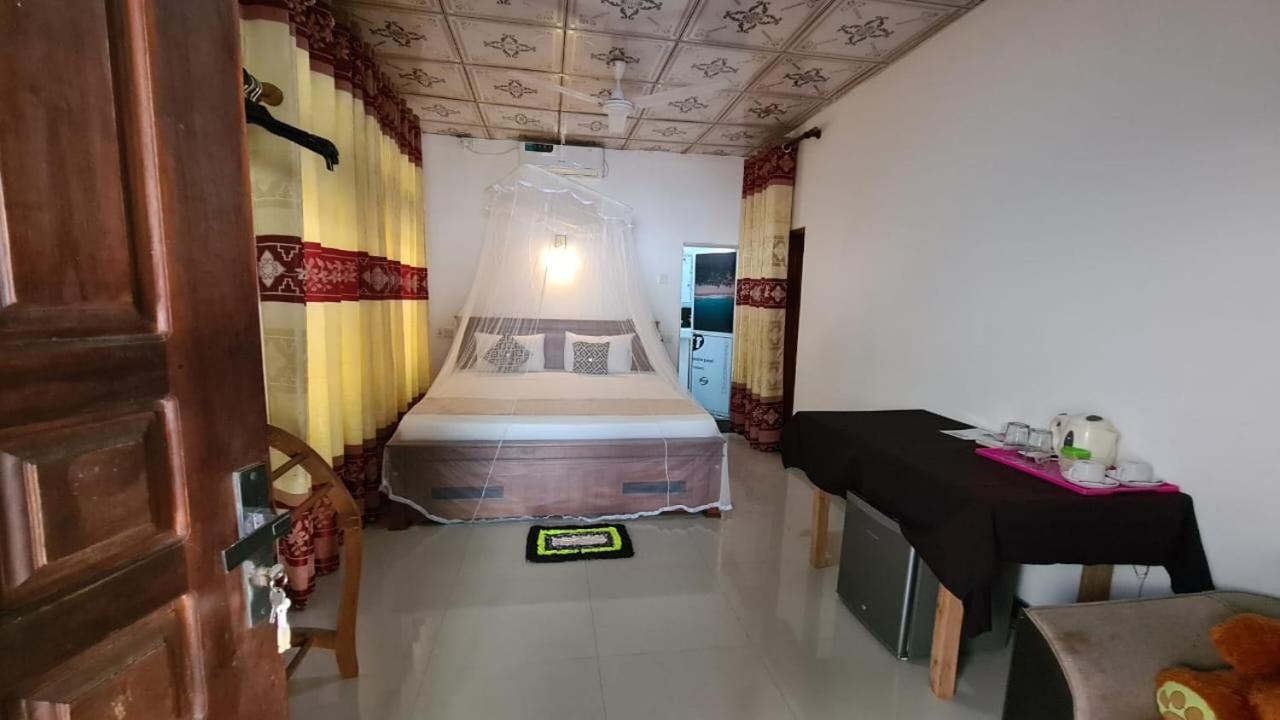 Kavidi Villa Home Stay Tangalle Ruang foto